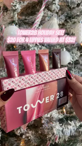 How cute are these?!😍💓 They make the perfect stocking stuffer!👏🏼 Get them while there still in stock!✨ #tower28 #tower28beauty #stockingstuffer #stockingstufferideas #christmas 
