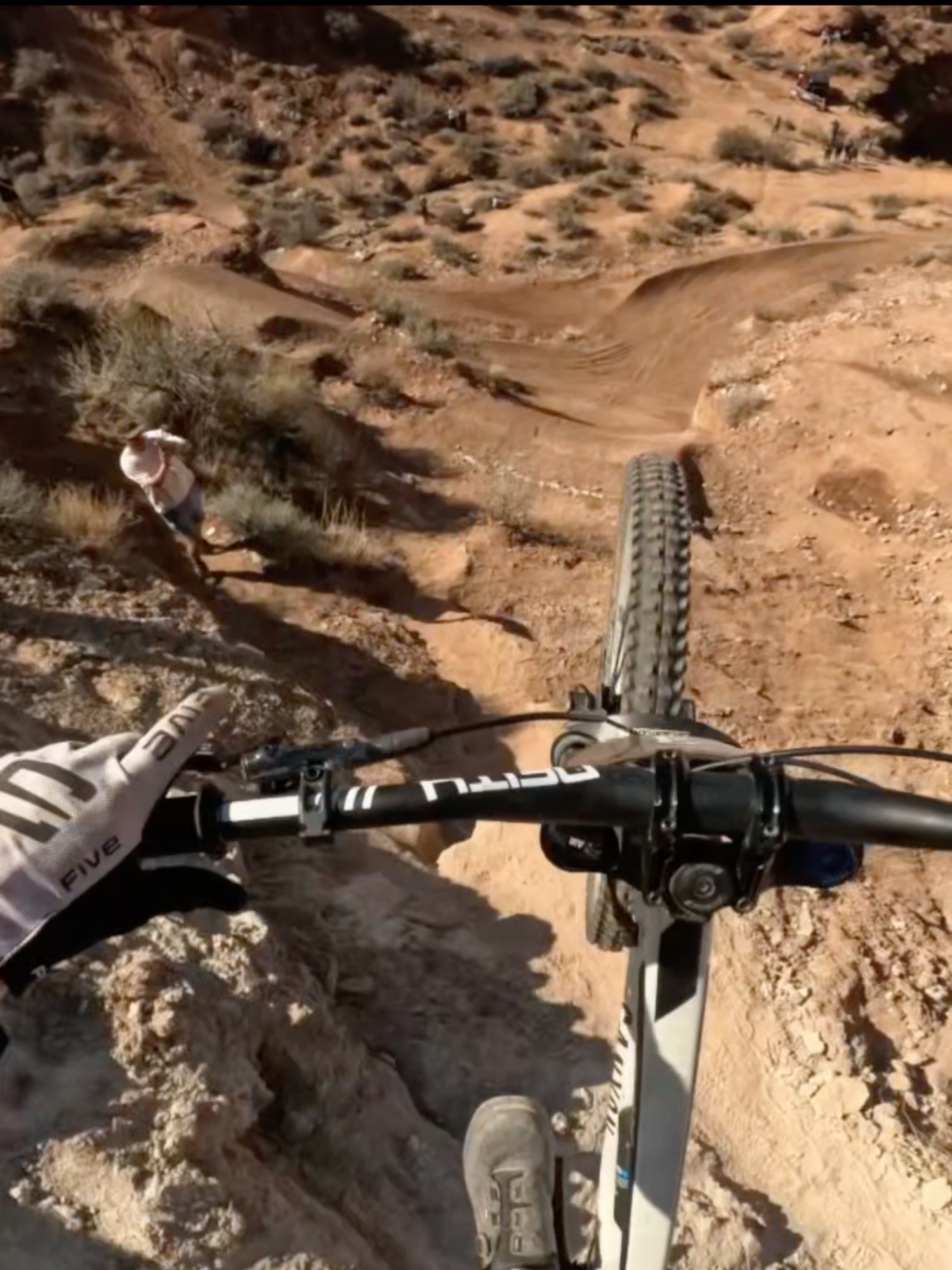 2nd Place Run at Red Bull Rampage 🔥  This was Thomas Genon’s 12th time stepping into the ring, and he finally secured a well deserved podium! 🥈 #Unreel #Extreme #Redbull #Rampage #MTB