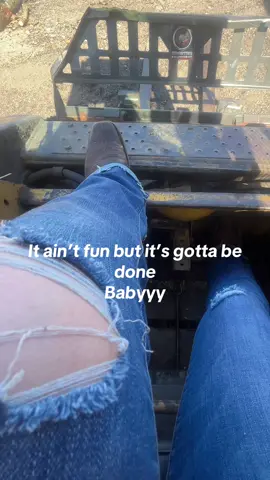 #dontflop #foryoupage #fyp #skidsteer #whoop 