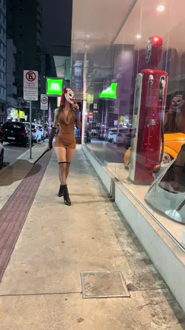 Cuidado ao andar por Balneário Camboriú 🤡