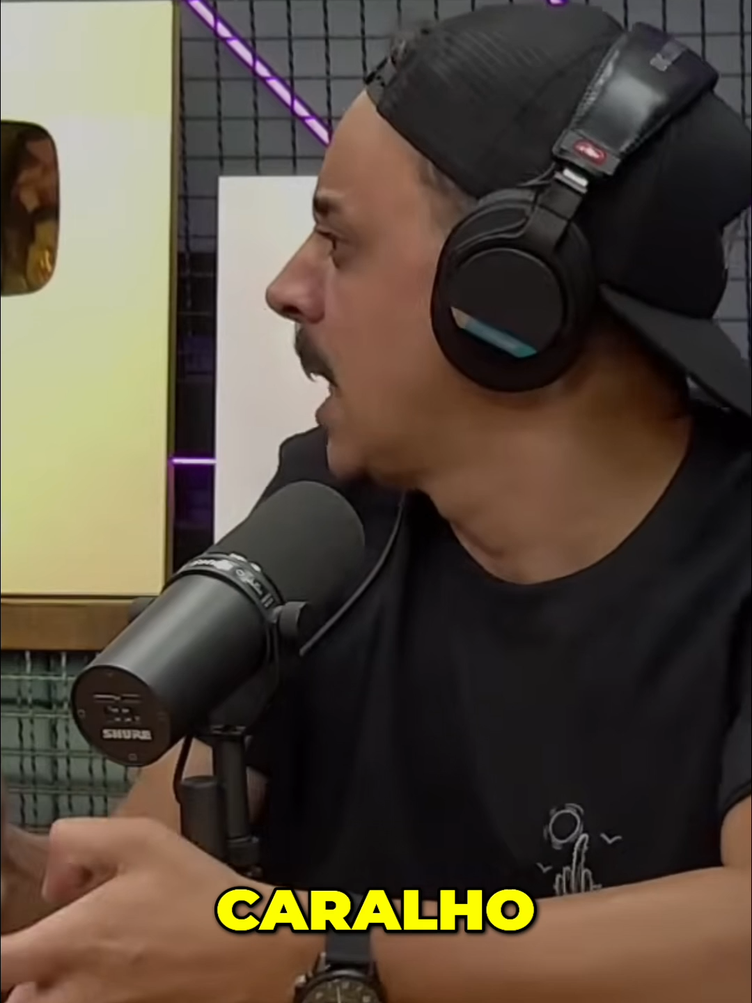 PlayStation Branco_ A História Emocionante do Meu Amigo! Fiz amizade com o cara no videogame e ele me deu um PlayStation branco e jogos! Era pro meu irmão arrumar a boca. Devolvi depois! #PlayStation #GTA #TheLastOfUs #Histórias #Irmão