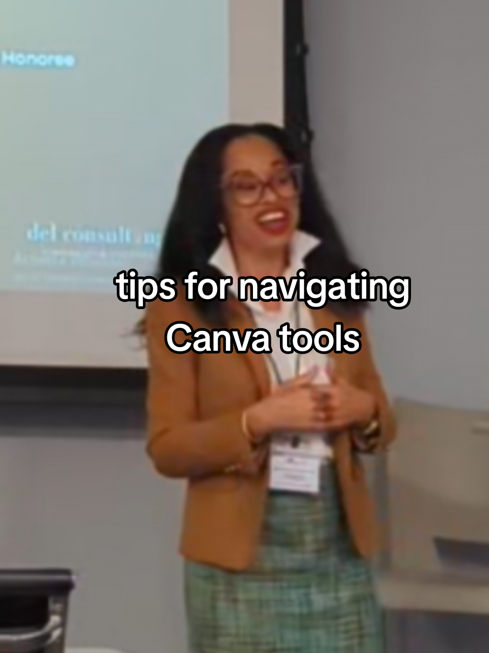 Replying to @way.2.sassy let's get you back in the game using Canva again!  #canvauser #digitalmarketingtutorial #canvaforsmallbusinesses #brandstrategist 