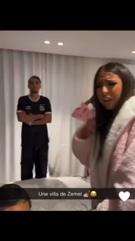 @Kayliah tu es incroyable machallah ma vie tu partira jamais de la villa ❤️