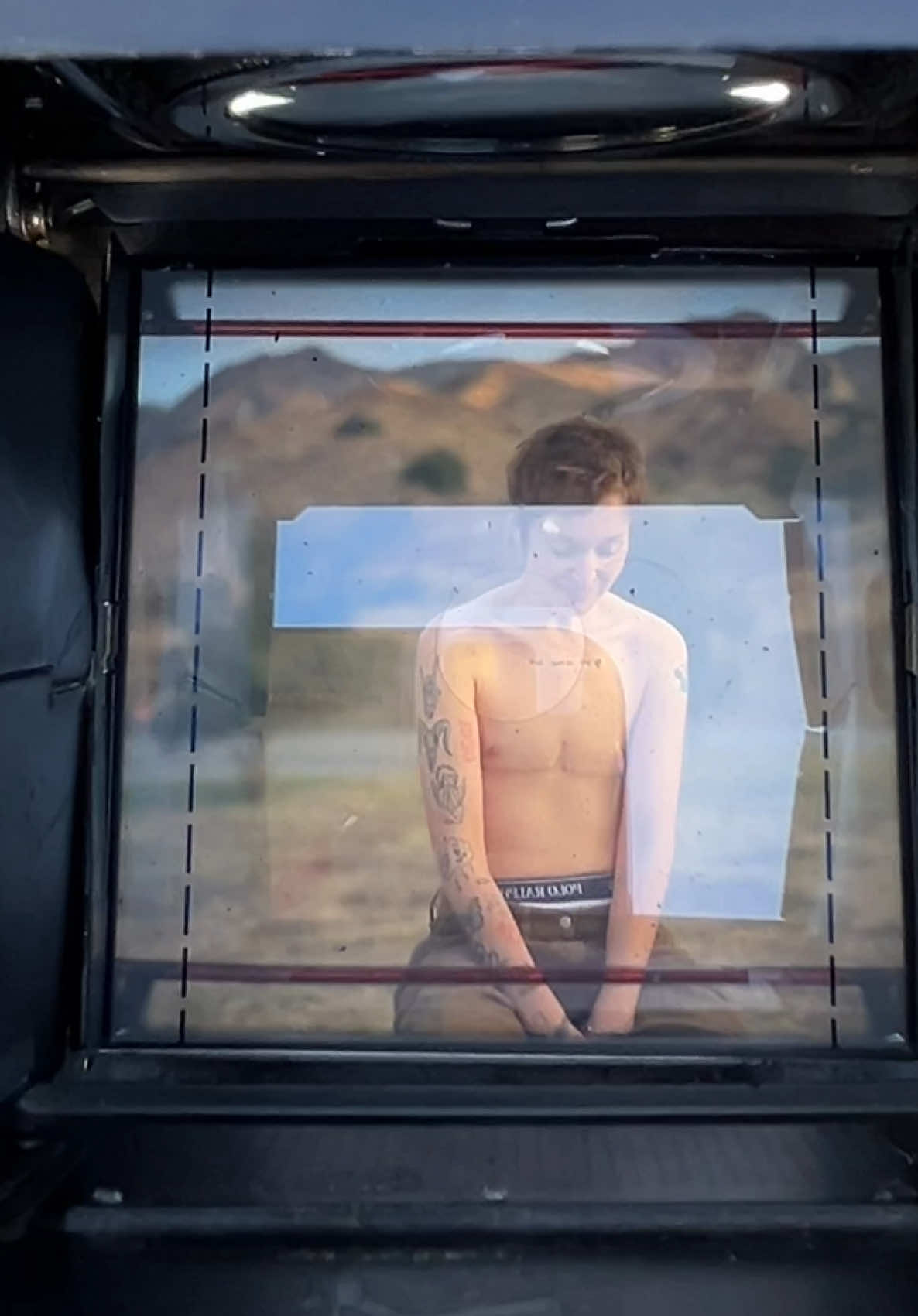 if u like this u can presave it at the link in my bio 🖤 #singersongwriter #indieartist #originalmusic #indiemusic #debutalbum 