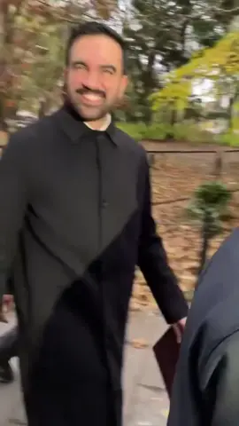 Zohran Mamdani when asked about Donald Trump’s claim that he’s better looking: “My focus is on the cost of living crisis, bro.” #fyp 