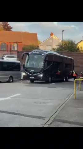 the boys arrived in Prague r head of tomorrow's game 🔥 #foryou #football #PremierLeague #varial_video_tiktok #arsenal 