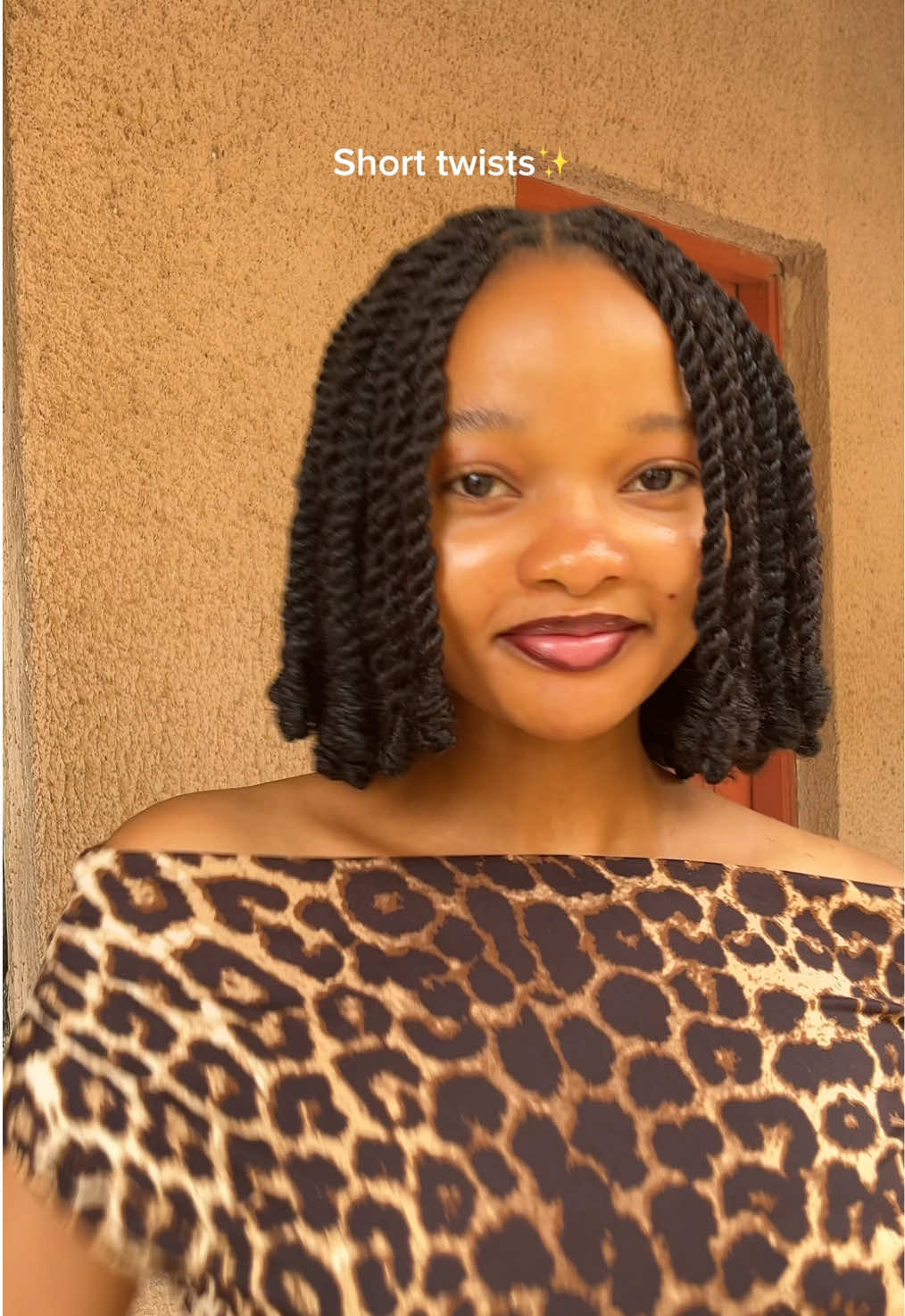 In love with these twists!…would you try this hairstyle? Hair deets- 5 packs of Afro kinky bulk hair from @qvr hair #faithifeanyi 