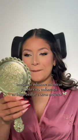 Seamos luz en tanta oscuridad 🫶🏻✨🥹 #fy #makeup #sonrisas #makeuptransformation 