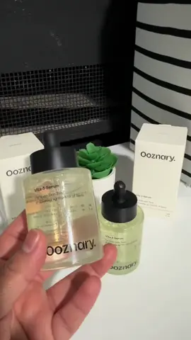 Una piel pareja, luminosa y con brillo natural 🌿✨ #OoznaryVita3 lo hace posible. Ayuda con las manchas de la piel, nutre y da brillo  #SkincareGoals #blackfriday #tiktokmademebuyit #NiacinamideLover  