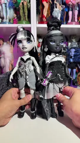 Unboxing the @rainbowhigh Shadow High collector dolls! 🤓😍 They both look so stunning ! #rainbowhigh #rainbowhighdolls #shadowhigh 