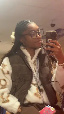 Cozy ANYTHING is literally my favorite 😮‍💨💗 #cozyvibes #fypシ #wlw #sweaterweather #dailytiktok 