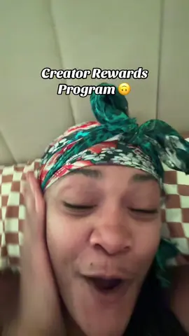 Omg and it 3.33 that’s my sign to keep posting sooo you’re stuck with me 😁 #creatorrewardsprogram #creatorfund #smallcreator #supportsmallcreators #naethe0ne 