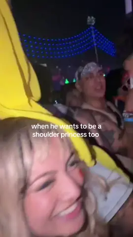 my wig was hanging on for dear life #escape 