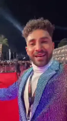 Allez on test de passer aux nrj musique Anwards #nrjmusicawards #shorts #Vlog #ia 