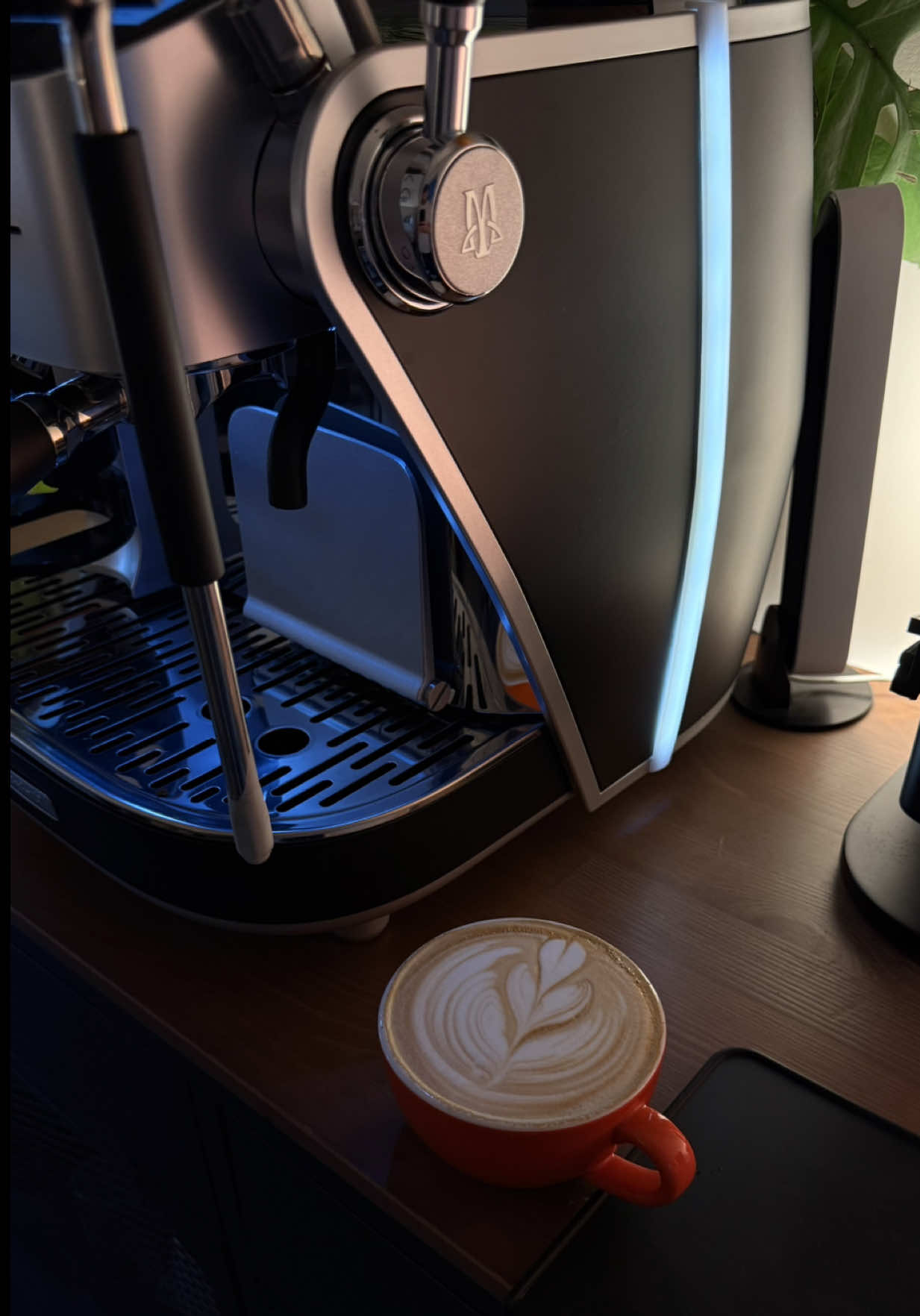 Is this the future of home Espresso machines?   I was incredibly lucky to get my hands on the new @maxims_espresso_official La Seine X and, y’know what? It’s pretty damn good.  If you’re ever sat watching coffee content thinking, how could I ever afford to get down that rabbit hole, this is literally the perfect machine for you. Grinder? In built mate. Scales? In built mate. Tamp, distributor, wdt? Included mate. And that’s just the surface, this goes into as much detail as including extra steam wand nozzle, a tamping mat and even sore parts for the future. honestly I could type and type but I can’t wait to get stuck into the profiling of this machine and to see its true potential!  Follow along if you want to see some in depth videos on just what this machine can do!  #coffee #maxims #espresso #latte #fyp 