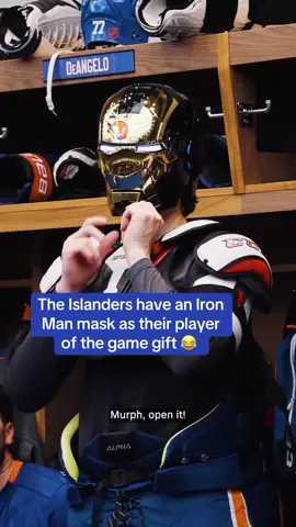 This is incredible 😂🤖 (via @New York Islanders) #IronMan #hockey #newyork #marvel 