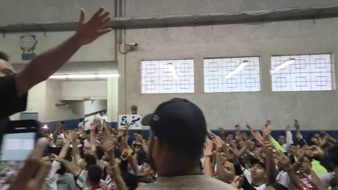 اسمع يا زمالك جماهيرك 🇦🇹❤️ #زملكاوي #وايت_نايتس #جمهور_الزمالك #الشعب_الصيني_ماله_حل😂😂 