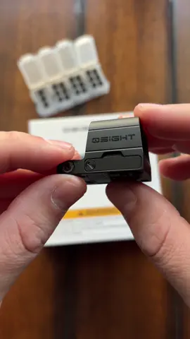 Enclosed Emitter Optic from Osight; 2MOA with 3 reticle options #osight #optic #reddot #tactical #edcgear 