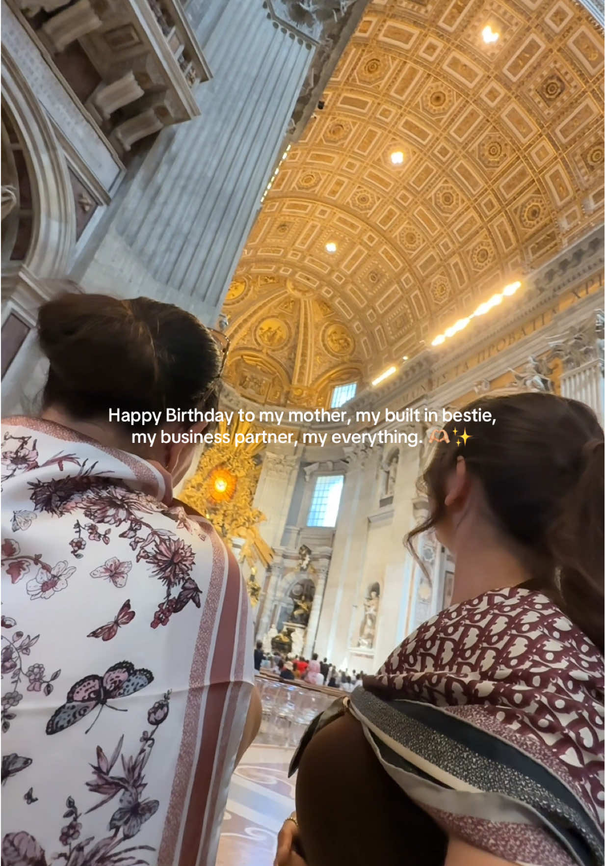 Ella es la estrella que alumbra mi ser 🌟💖 Gracias a Dios por regalarme una madre, un ser humano tan maravilloso como ella. ✨ 