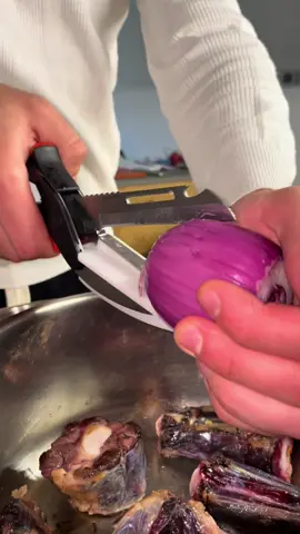 New life’s hack🤫✂️ #scissors #onion #KitchenHacks #trick #cebolla 