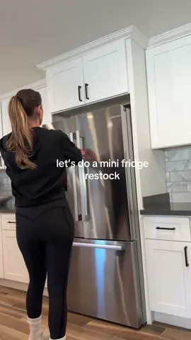 New month, new fridge stock! I grabbed the basics from Trader Joe’s mainly meats and produce then I grab all my other essentials from sprouts ✨🙌🏻 #fridgerestock #fridgecheck #healthygroceryhaul #traderjoeshaul 