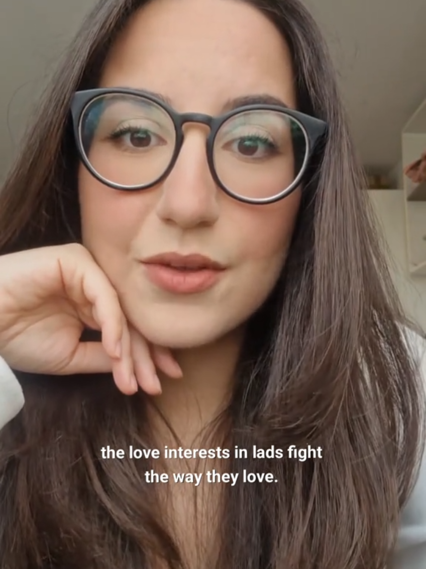 Do take this with a grain of salt! It's a theory I cooked up from limited fighting sequences but I just found it so interesting, I had to share #loveanddeepspace #lads #otomegame #mobilegame #girlgamer 