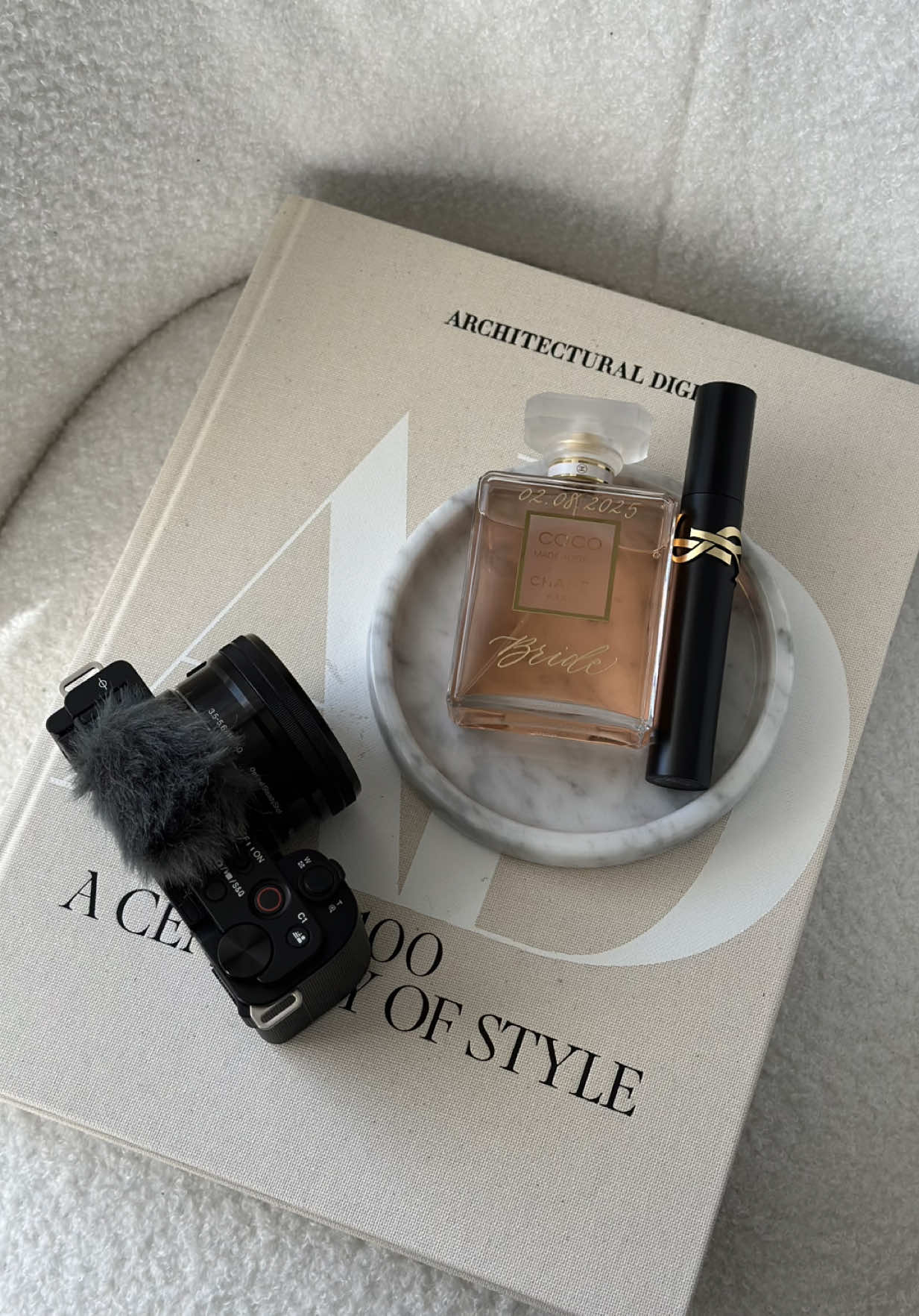 engrave Chanel Mademoiselle with me for the bride ✨❤️‍🔥💍 one of my favs to work with and it’s the most popular fragrance for a reason!!!! 😻 #chanel #chanelbeauty #weddingdetails #2026bride #2027bride 