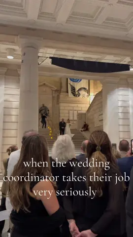 she did good job but this made me CACKLE #wedding 