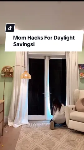 Daylight savings hack for moms with toddlers! ☀️ #momhacks #toddlermomlife #toddlermusthaves #toddlerfinds #momlife 