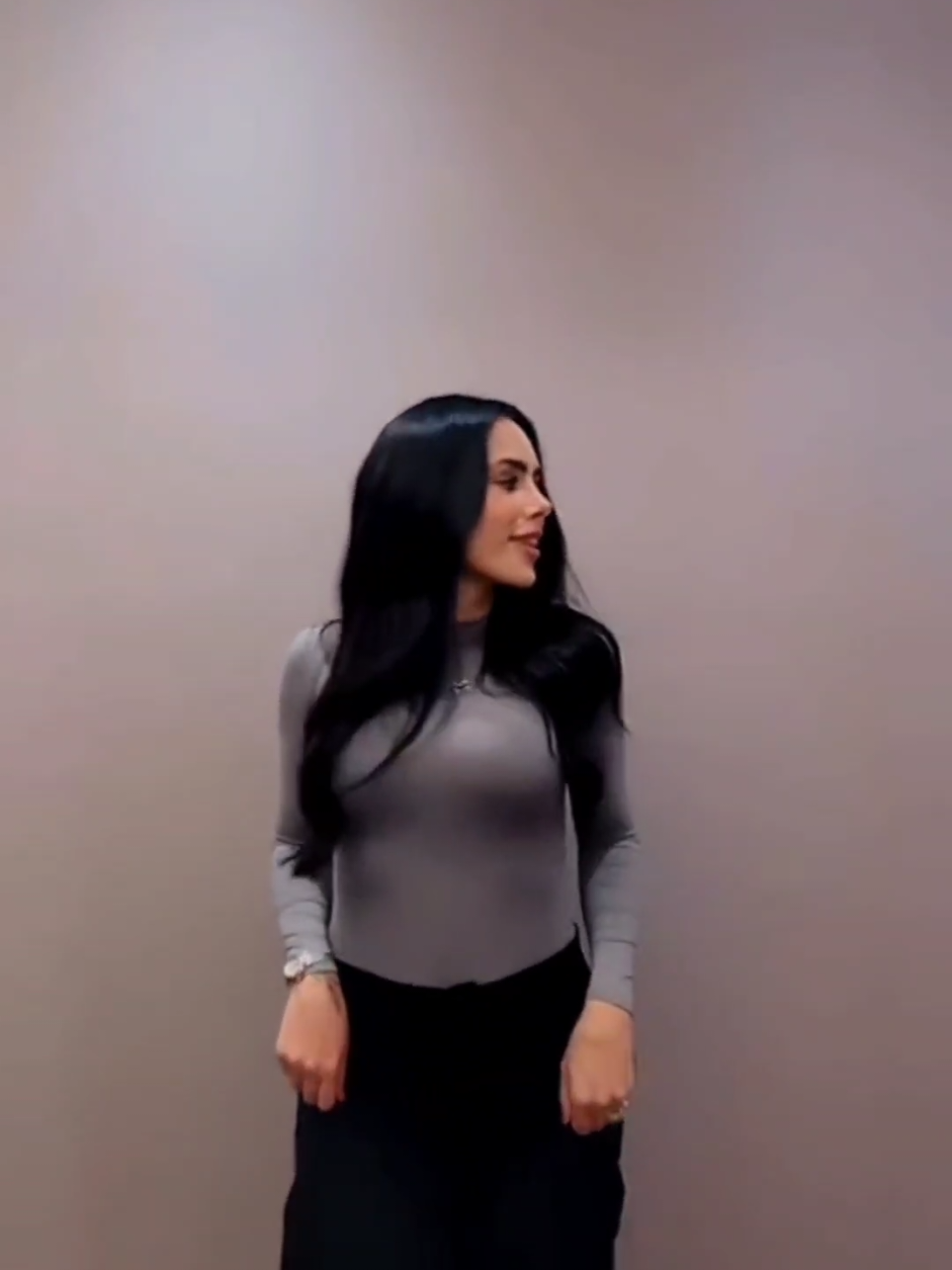 Lindo Body Manga Longa,Gola Alta, Várias Cores e Tamanho Disponíveis ❤️ Comente QUERO aqui nos comentários que mando o Link 💥#body  #mulher #bodyfeminino #brunabiancardi #shopee 