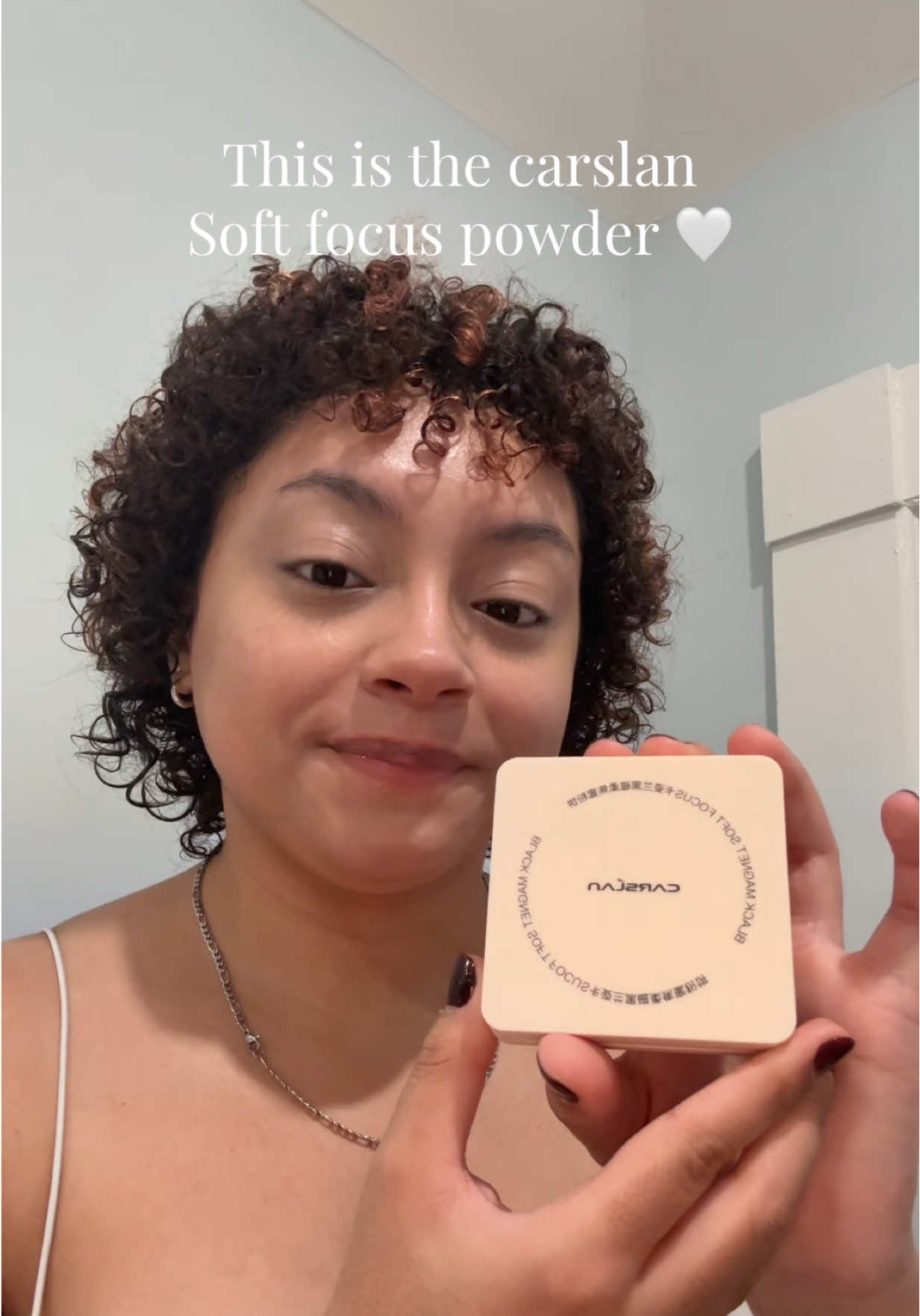 I will definitely be buying more products from Carslan has my skin feeling very soft🥰 get yours using the link!🤍  #carslan #carslanpressedpowder #carslanpowder #fyp #collab 