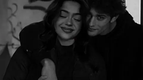 yar başına dönüm senin🖤#keşfetolsadeyinxaiş #mahnı #lyrcsmusic #keşfetcapcut #keşfetteyizzz #edit #capcut_edit 