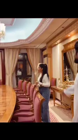 كريم كيف متحمل كُل هالكياتة؟🐣#كُن #noorstars #ماشاءالله  @noorstars 