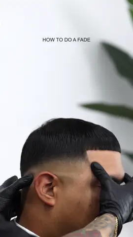 How To Do A Fade 🏴  Join Our Online Mentorship, Link In Bio 🏴  fadedcultureacadmey.com 🏴 #barber #barbershop #barberlife  #fade #haircut 