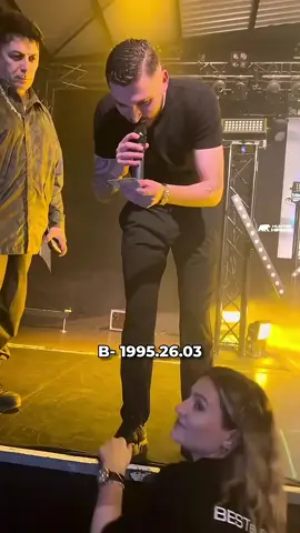 Bu Tam Bir Yalan Mesela 😁😁 #kesfetteyiz #trendmuzik #kesfett #blok3 