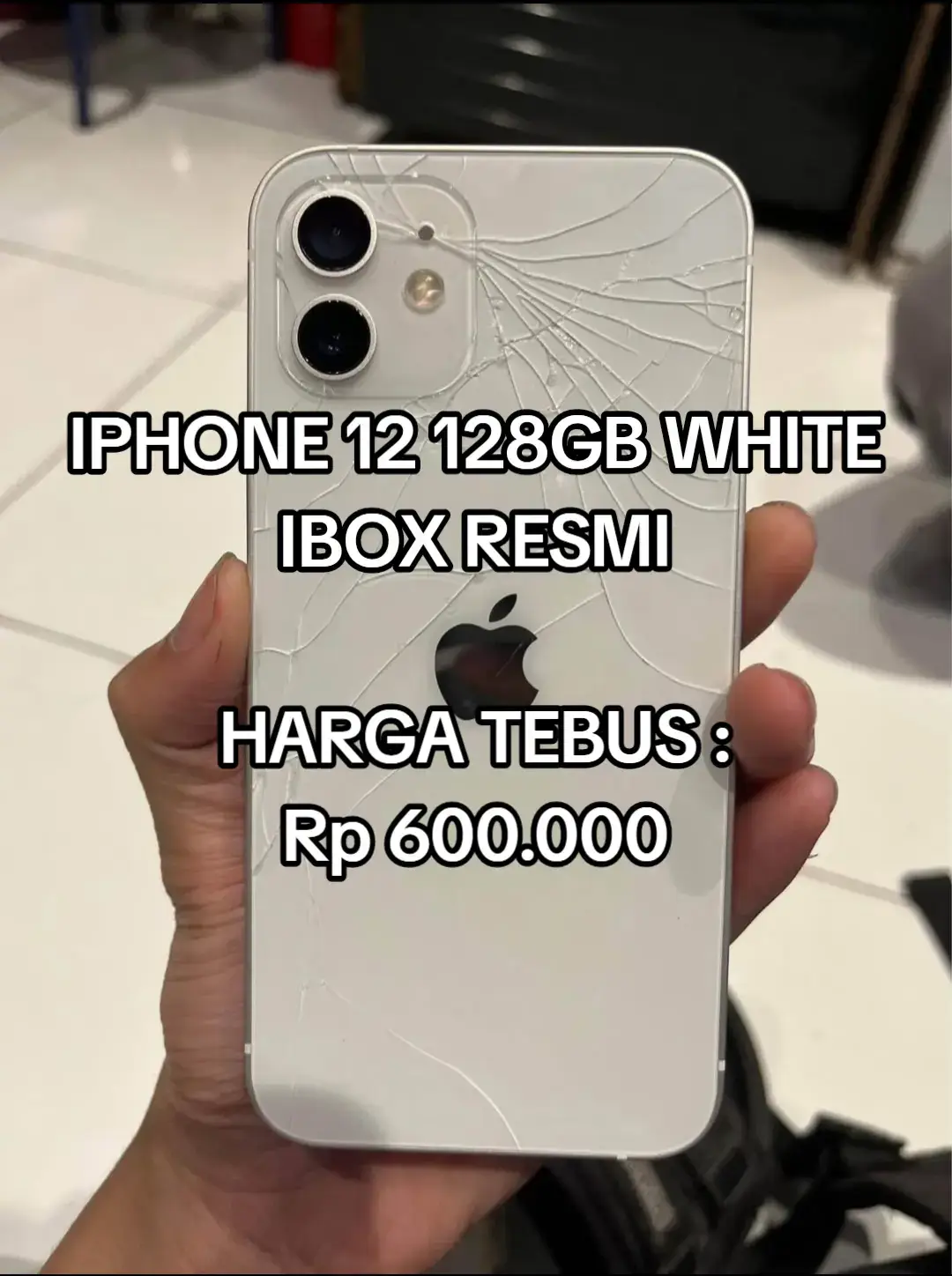 iPhone 12 128 White IBox Resmi • Minus Backdoor Retak  • Fullset Bawaan Original Harga Lelang Rp600.000 Barang yang kami jual adalah barang yang sudah jatuh tempo. Harga yang anda bayarkan ini adalah nilai taksir gadai barang yang tidak di bayarkan pemilik awal/pegadai #fyp #fypage #4u #xybca #iphone 