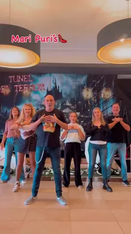 De la calle… a Coco 💀✨ Somos Mari Puri’s#MariPuris #Halloween #CocoVibes #BaileTikTok @maribelbrown681 @Eduardo Yagüe Doming @raquelgimnezlorit 