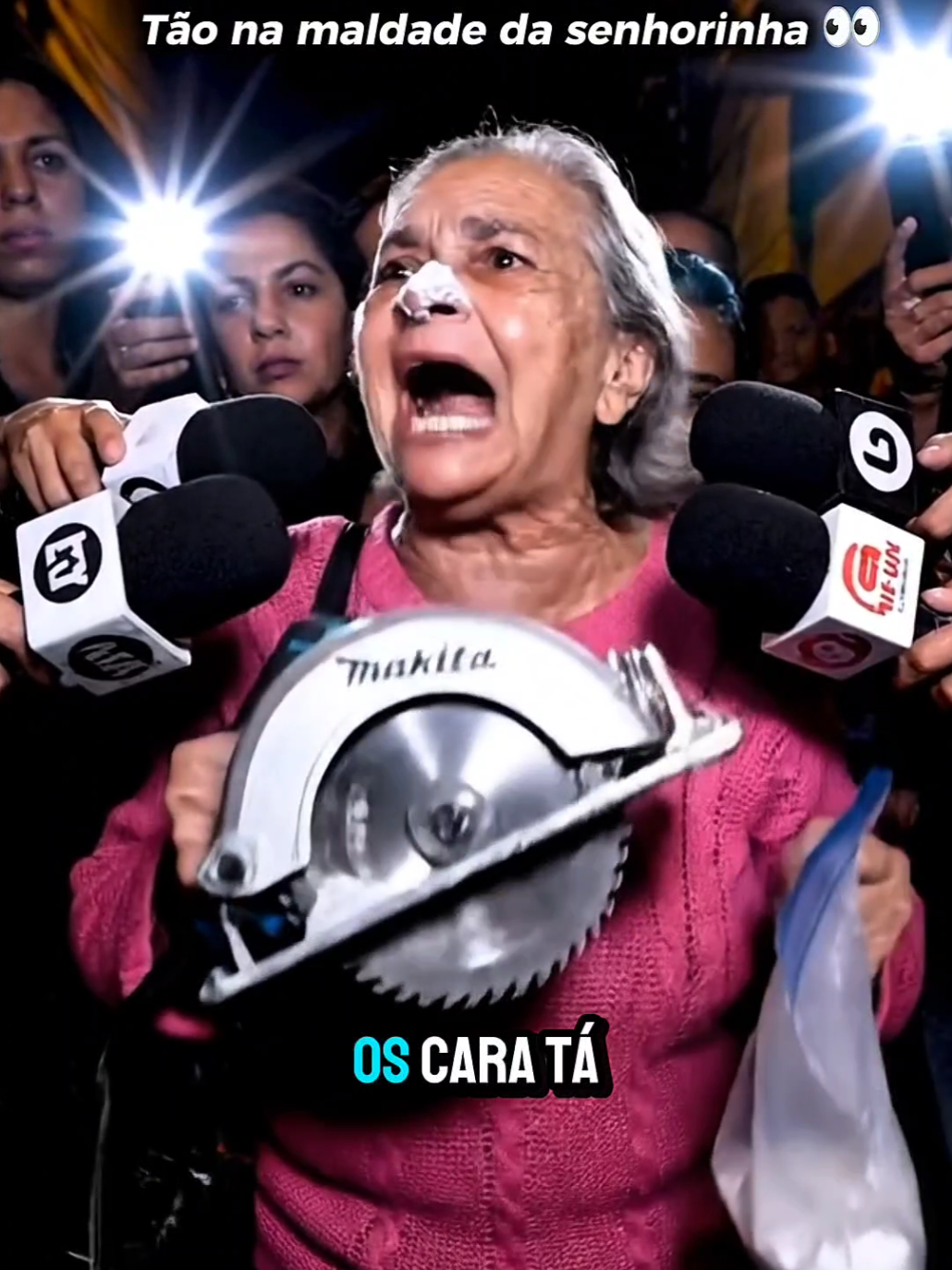 Os cara tá na maldade pra roubar a makita da senhorinha 👀 pq esses cara querem tanto essa makita?  #makitameme #oscaratanotelhado #tafechadocomoscara #veo3fyp #viralmakita 