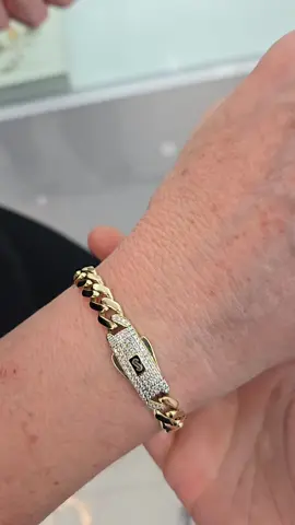 York Jewerly clientes satisfechos con nuestros productos #7869686553 #laputabestia #yorkjoyeria 