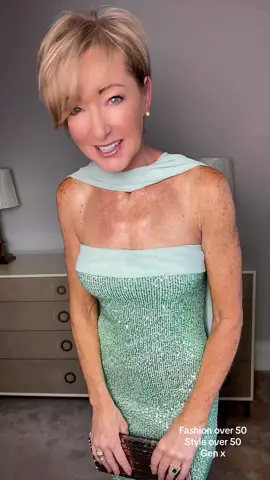 A gorgeous sea green sequined dress from TikTok!  This is a medium, I think I should have gone for a small - I’m a uk 8-10.  #fabulous50s #genxwomen #StyleOver50 #classicstyle #elegantstyle 