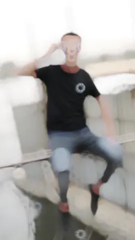 لا تحب ولا تعيش الحب مبخليش حد يندم انو عرفني بس بعرف اخلي يندم طول عمره انو خسرني...😌🖤 #جبراتت📮 #لايك #اكسبلور  #بني_عطيه_ي_تاج_راسي  #كناريا_العطوي 