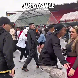 Ele manda muito 😂 #creatorsearchinsights #Sequenciafeiticeira #viral #moskitao 