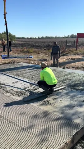 Just another day on the site 👀 💥 #concrete #linepump #backedup #construction 