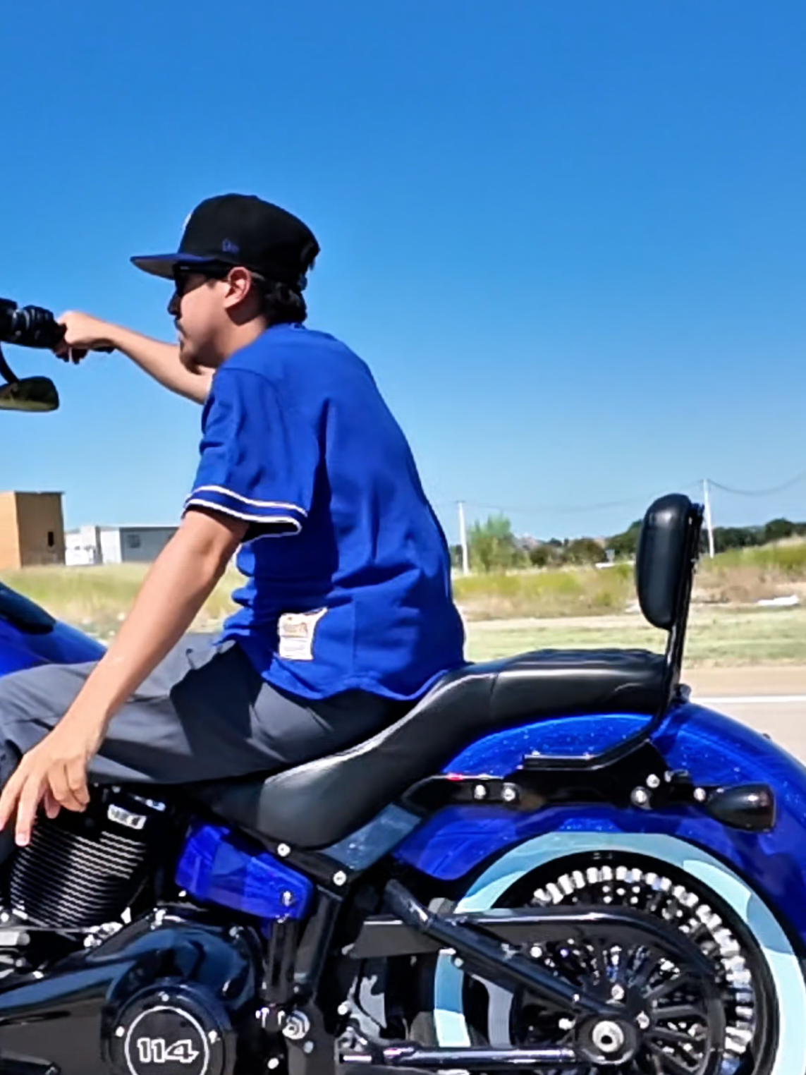 Living that vicla life www.LaViclaVida.com La Vicla Vida #viclas #vicla #laviclavida #motorcycle #viclashow       