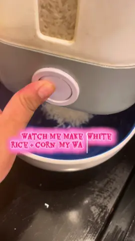 Cook white rice & corn with me my way easy and good 😋😮‍💨🧑‍🍳🤌🏻💁🏻‍♀️☺️💆🏻‍♀️#fyp #MomsofTikTok #gardentok #momsover30s #relatable #momlife #howtocookwhitericerecipe 
