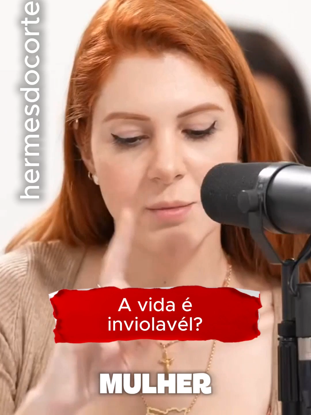 Corte do debate 1 CRISTÃ vs 20 FEMINISTAS | Spectrum | Zona de fogo ana campagnolo vs 20 feministas #anacampagnolo #debate #feminismo