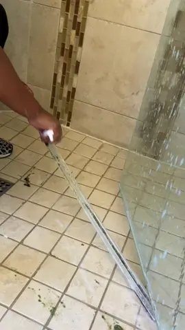 Oddly Satisfying Monday! Follow us for more satisfying cleaning 🧼✨ Send a DM or Text us CLEAN to 📲 602-825-8422 for a free quote! #arizona #scottsdale #phoenix #chandler #clean #cleaning #cleaners #maid #housecleaners #cleanhouse #professionalcleaners #quality #reliable#professional #house #bathroom #kitchen#familyowned #SmallBusiness #bathtub#shower #dyson #lysol #scrubdaddy #dusting#mop #vaccum #disinfect #germs