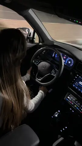 #fy #fyp #pourtoii #imjustagirl #❤️ #tiktok #driving #foryourpage #foryourpages #drive #foryourpage #night #الشعب_الصيني_ماله_حل😂😂 #foryourpages #girl #route #
