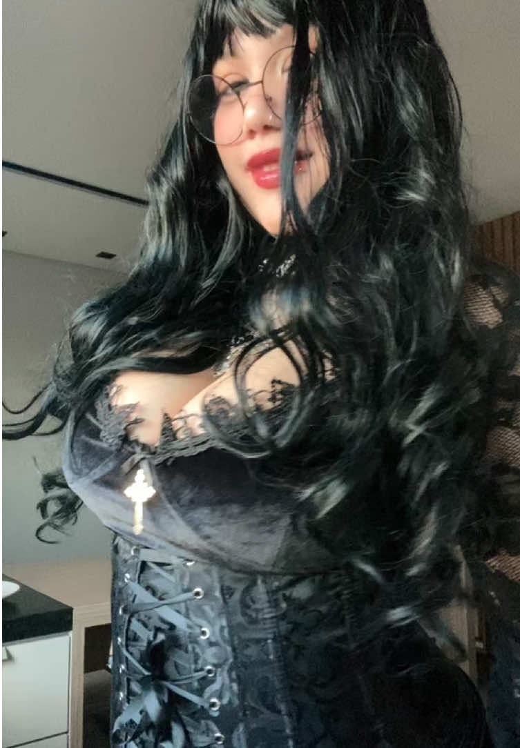 Dc: @★𝐌𝐚𝐫𝐢★ NO BATIDÃO