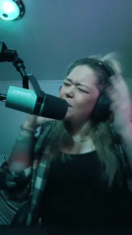 POV: Your friend is late to the day drinking VC in discord, while you and your bestie are already long gone. #viral #trend #streamer #gamet #twitchstreamer 